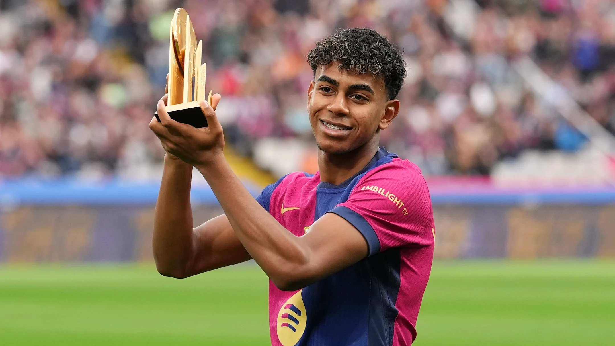  Barcelona tiết lộ câu lạc bộ đứng sau lời đề nghị 250 triệu euro cho Lamine Yamal