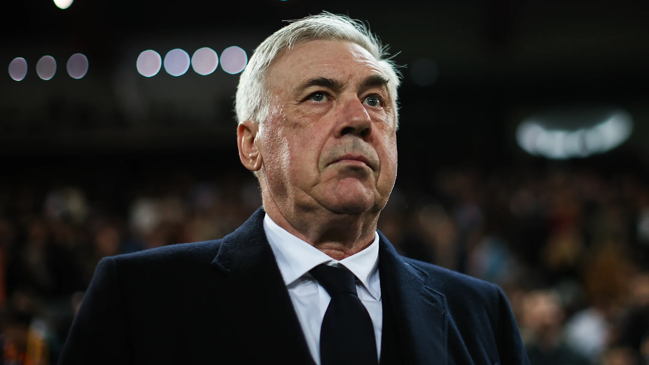 Carlo Ancelotti mâu thuẫn với ban lãnh đạo Real Madrid về kế hoạch chuyển nhượng tháng 1